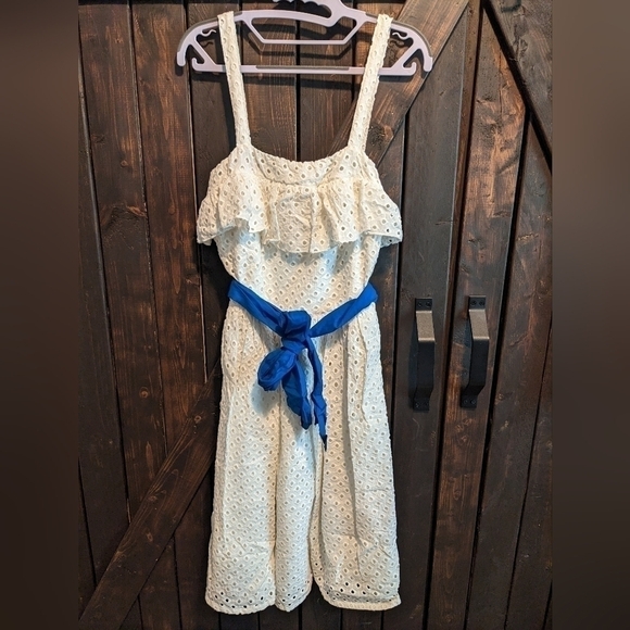 Zoe & Sam white eyelet dress size M - Picture 1 of 7